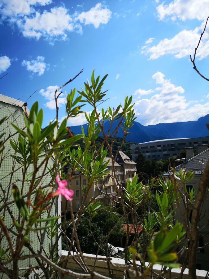Spazioso E Accogliente Nel Centro Di Merano Luaran gambar
