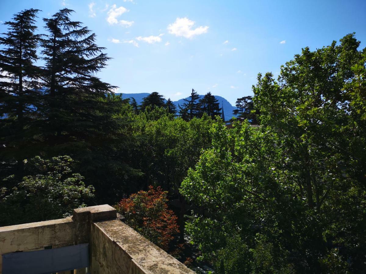 Spazioso E Accogliente Nel Centro Di Merano Luaran gambar